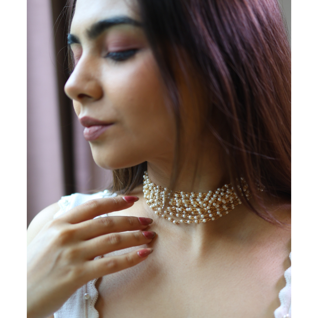 Handcrafted Pearl Choker Necklace for Women – Elegant Multi-Strand Gold Wire Design