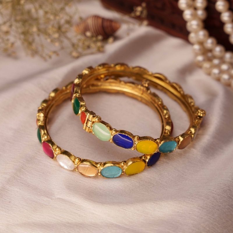 Ralia Multicolored Kundan Bangle