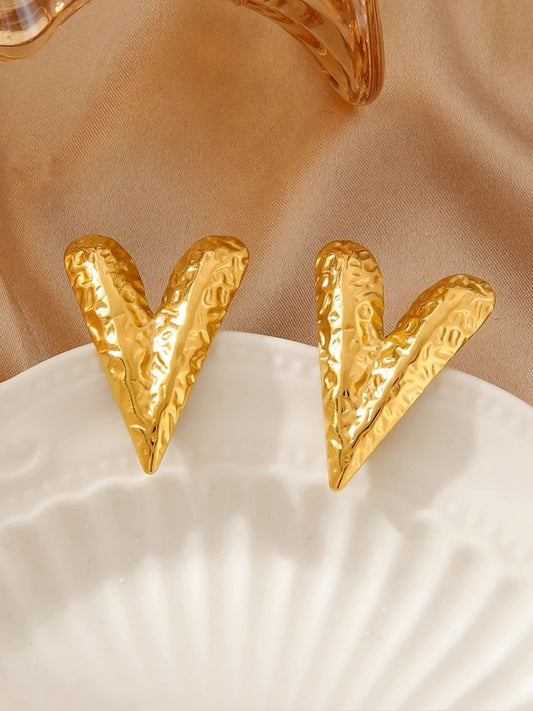 V shaped drop earring