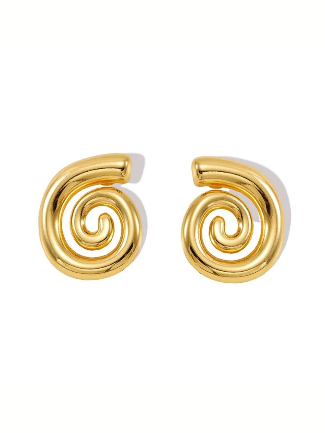 Conch Snail Stud Earrings