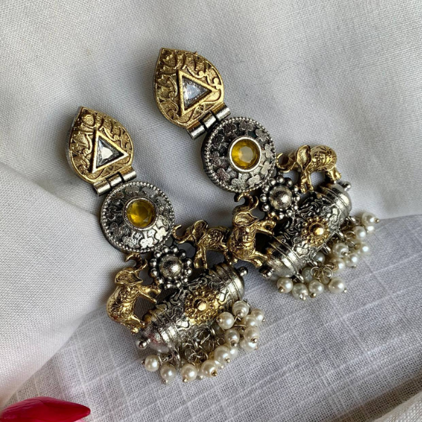 Sona Chandi- Dual Tone Elephant Motif Earring- Yellow