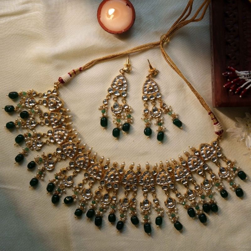 Amira White Jadtar Embellished Necklace Set
