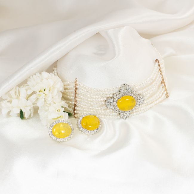 Kareena Kapoor Inspired Pearl Charm Necklace