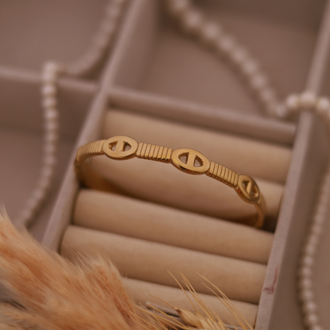 The Nautical Link Bracelet