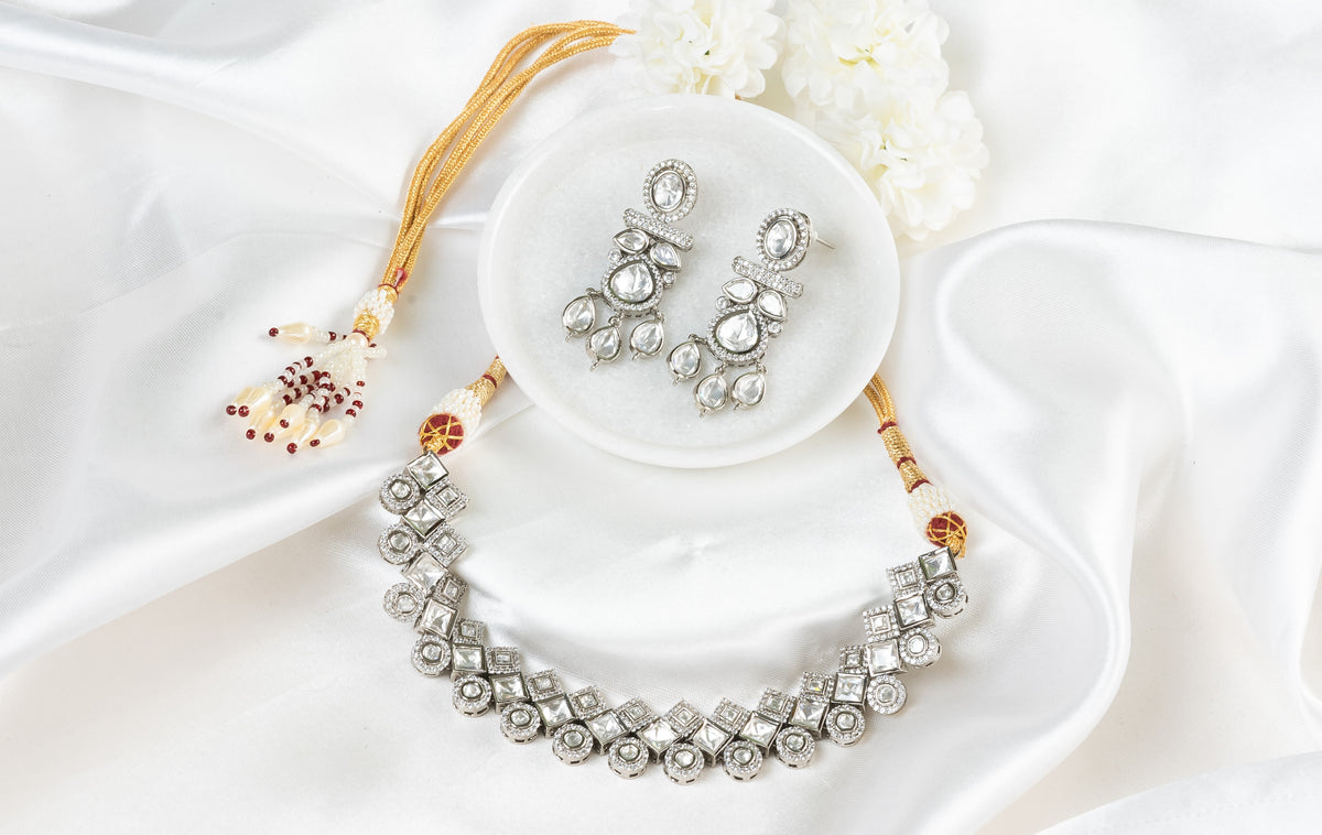 Lunar Glint Polki Necklace