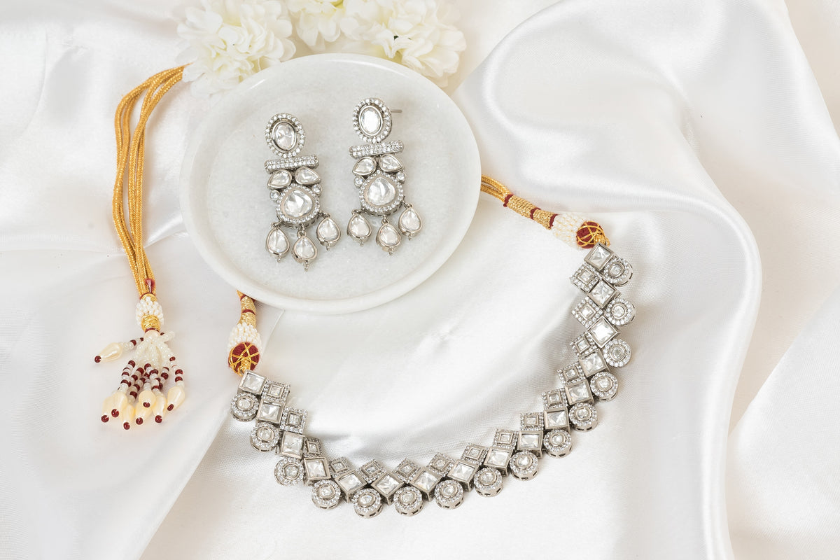 Lunar Glint Polki Necklace