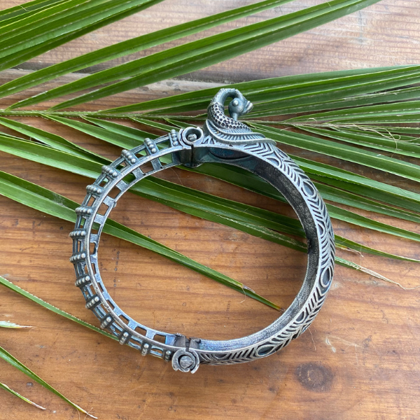 Mor Silver Look Alike Kada