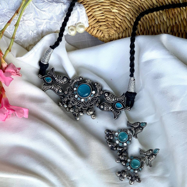 Oxidised Fish Motif Choker Necklace Set- Blue