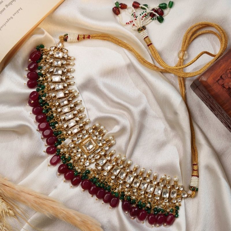 Kesaya White Kundan Embellished Necklace Set
