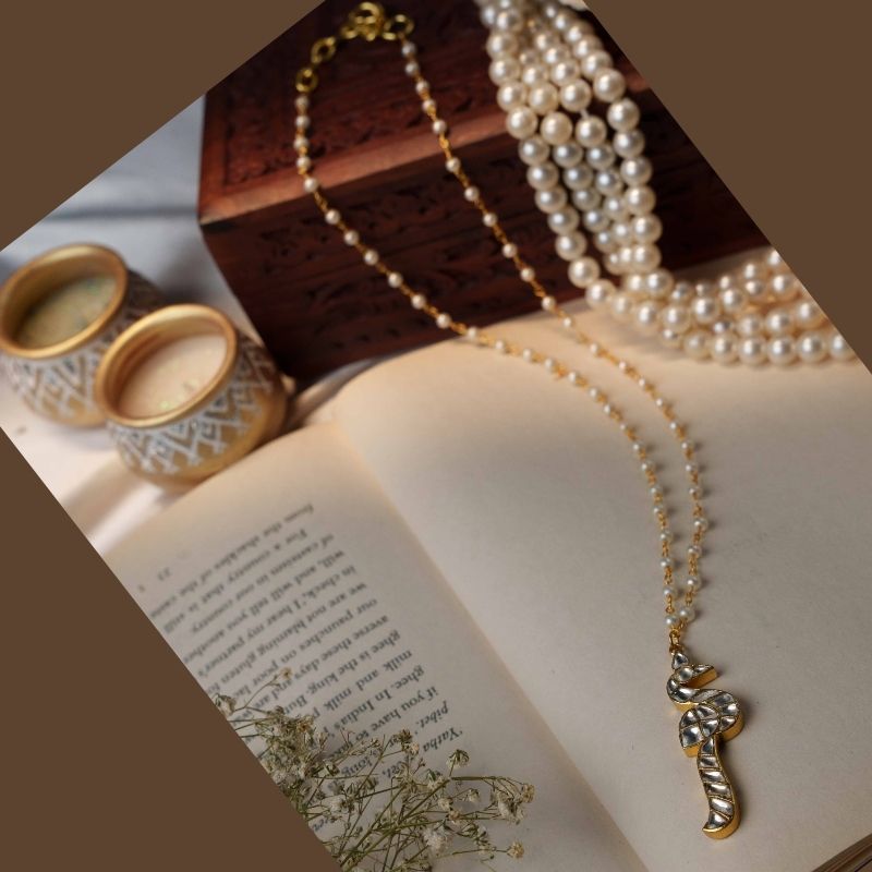 Rania Peacock White Kundan Embellished Pendant Chain