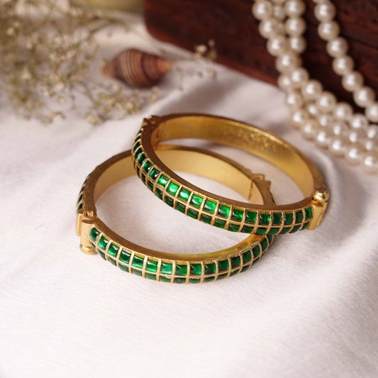 Risa Green Kundan Embellished Bangle