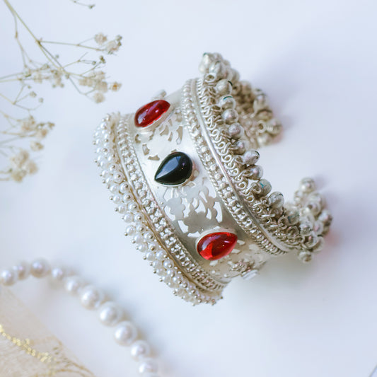 Oxidized Silver Kada with Black & Red Teardrop Kundan Stones and Ghungroo Bells