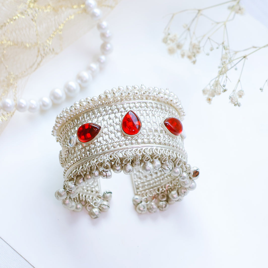 Oxidized Silver Kada with Red Teardrop Kundan Stones and Ghungroo Detailing