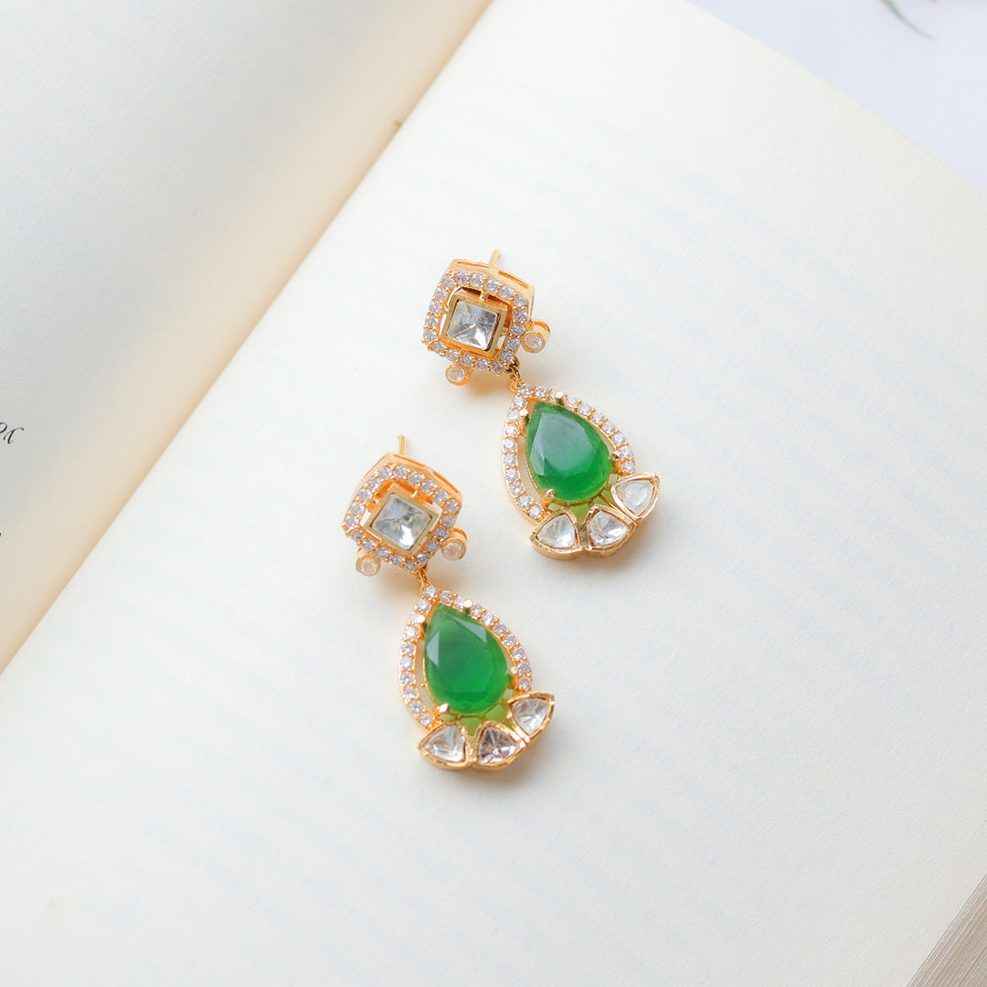 Emerald Green Kundan Necklace Set with Pear Drop Earrings