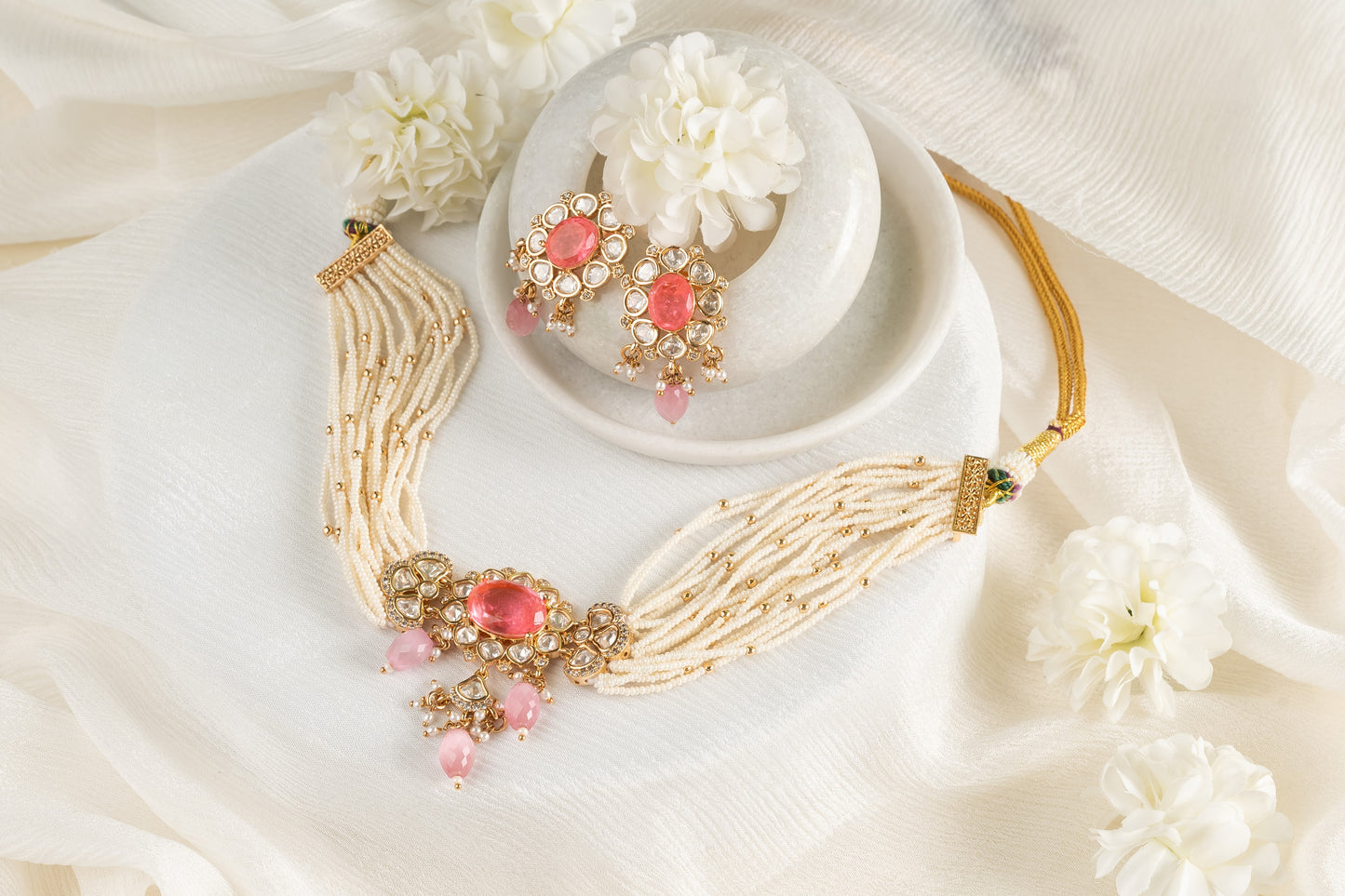 Hayat Kundan Choker Necklace