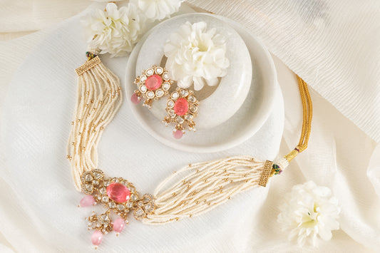 Hayat Kundan Choker Necklace