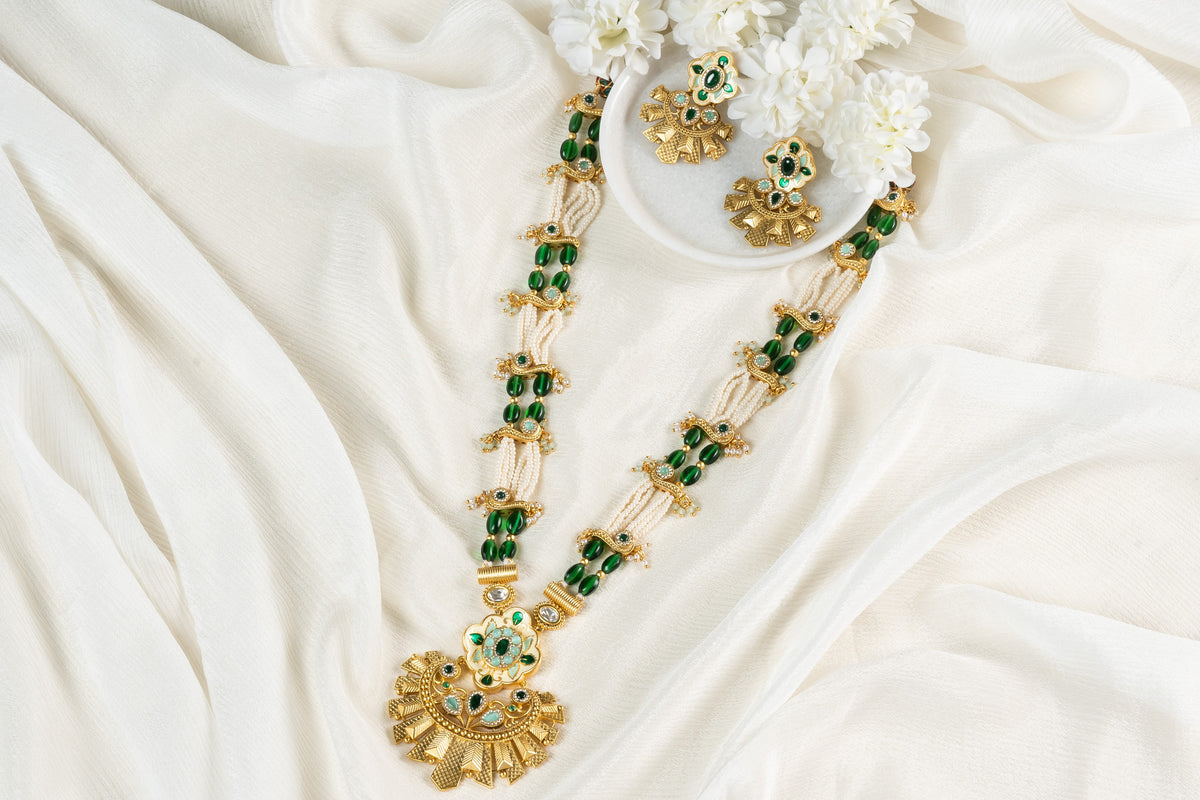 Keira Green Golden Necklace