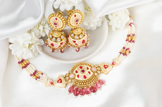 Daisy Pearl Necklace