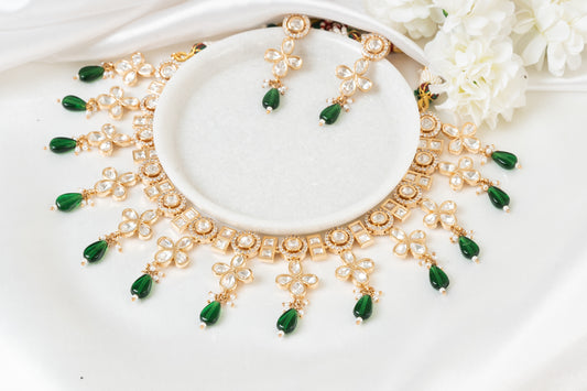 Evana Polki Green Necklace