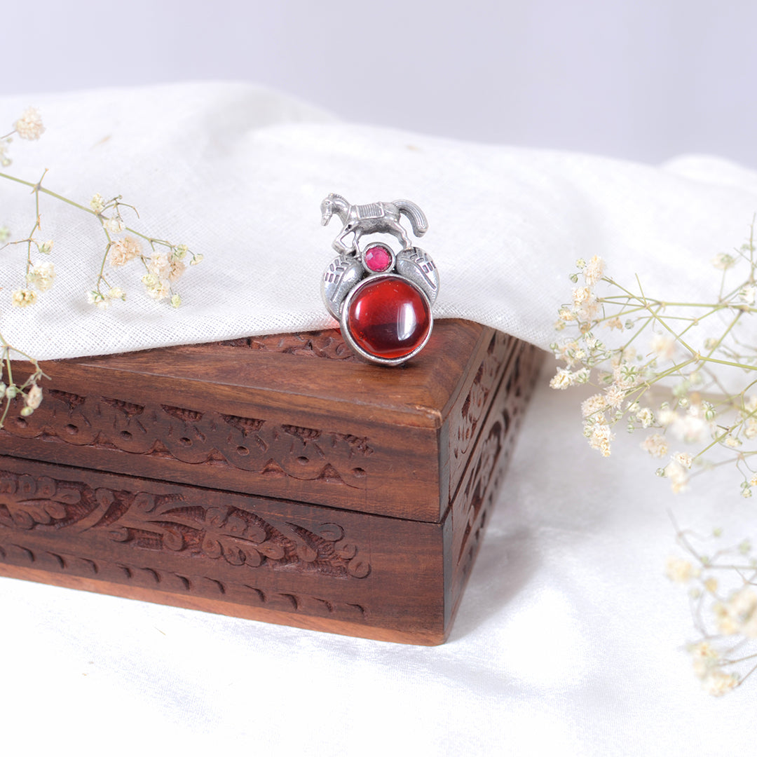 Oxidized Horse Motif Ring with Red Stone