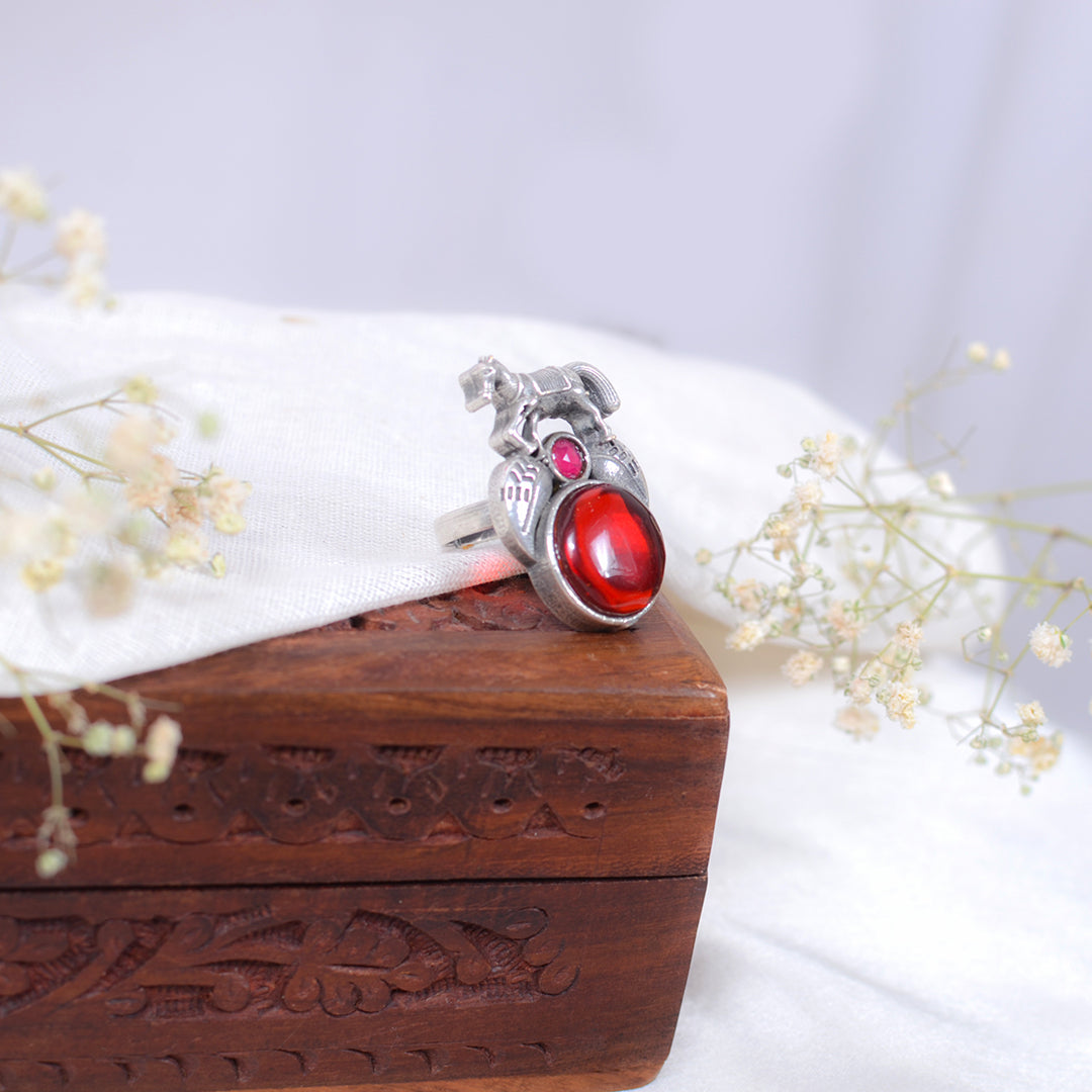 Oxidized Horse Motif Ring with Red Stone
