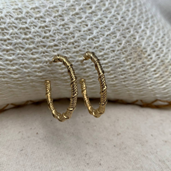 Twisted Golden Hoop