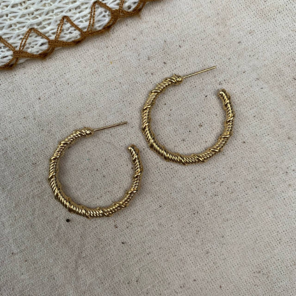 Twisted Golden Hoop