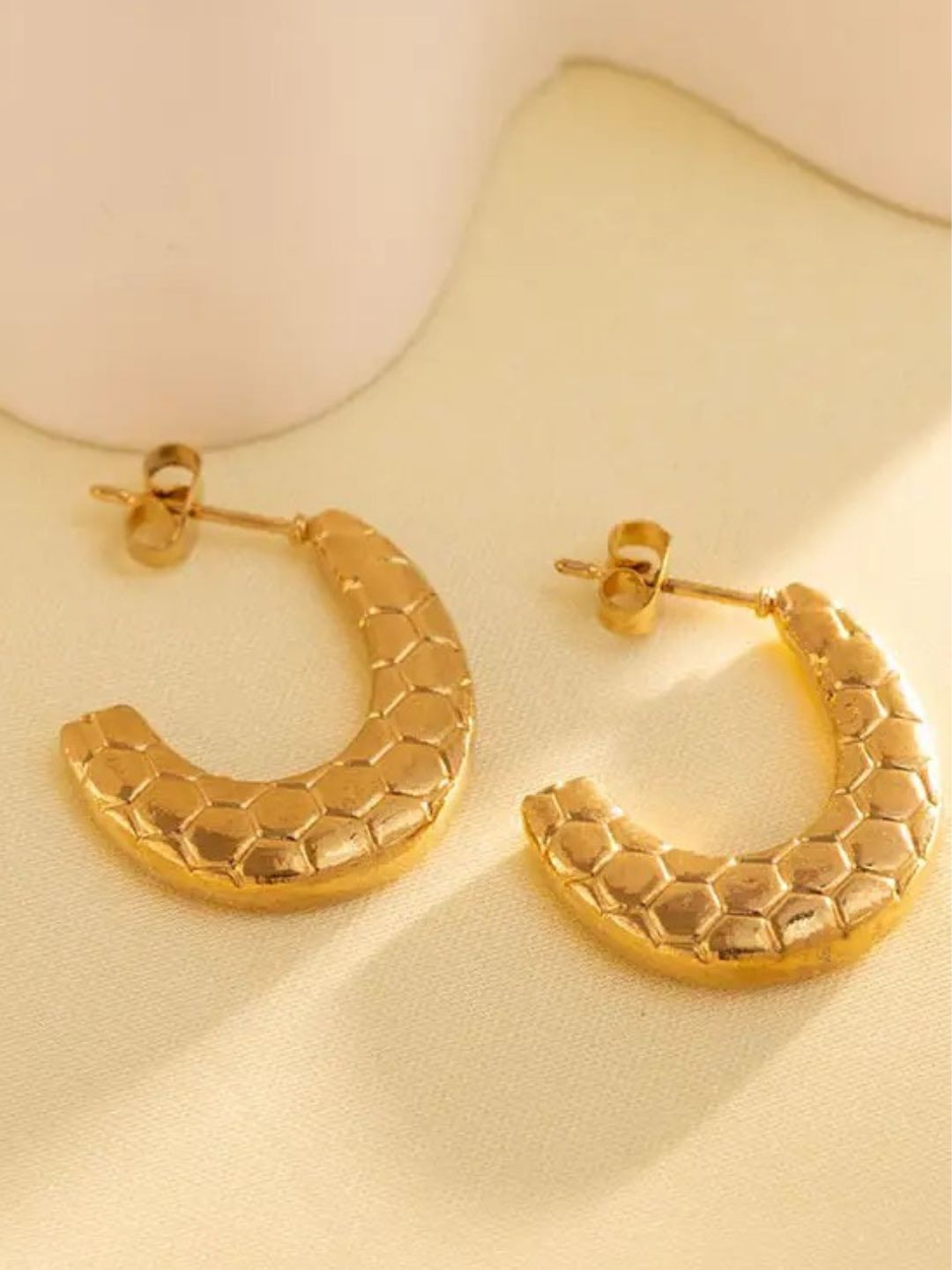 Moon Classic Vintage Stud Earrings
