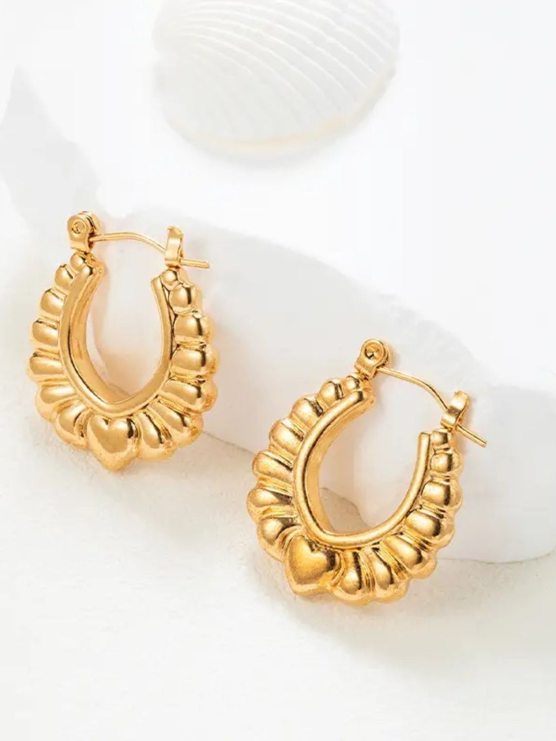 Classic Heart Motif Earrings
