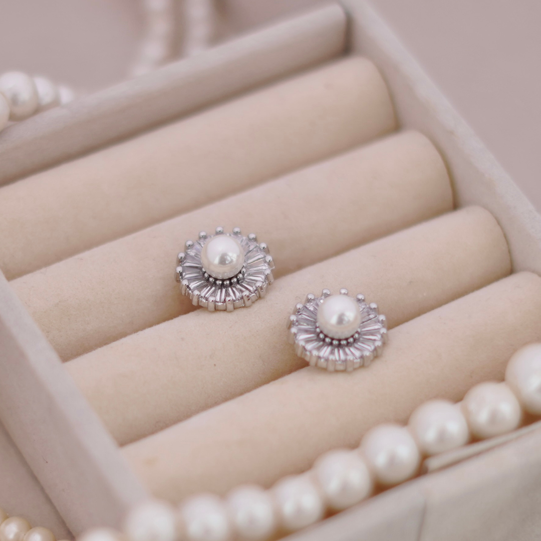Pearl and Baguette Diamond Stud Earrings