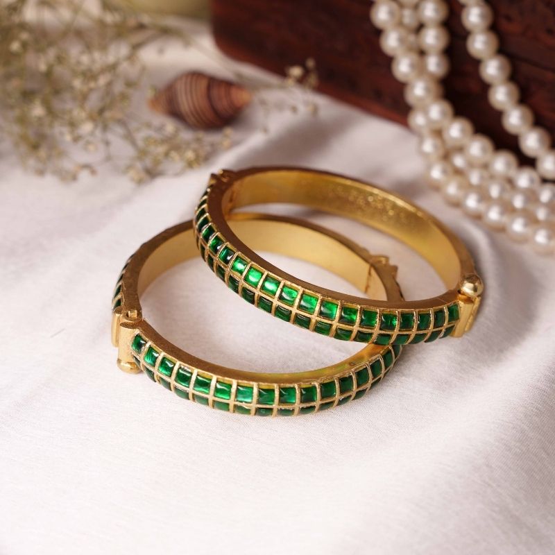 Risa Green Kundan Embellished Bangle
