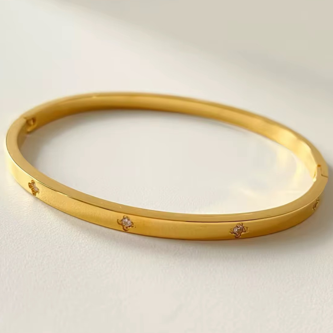 Stellar Dot Bracelet