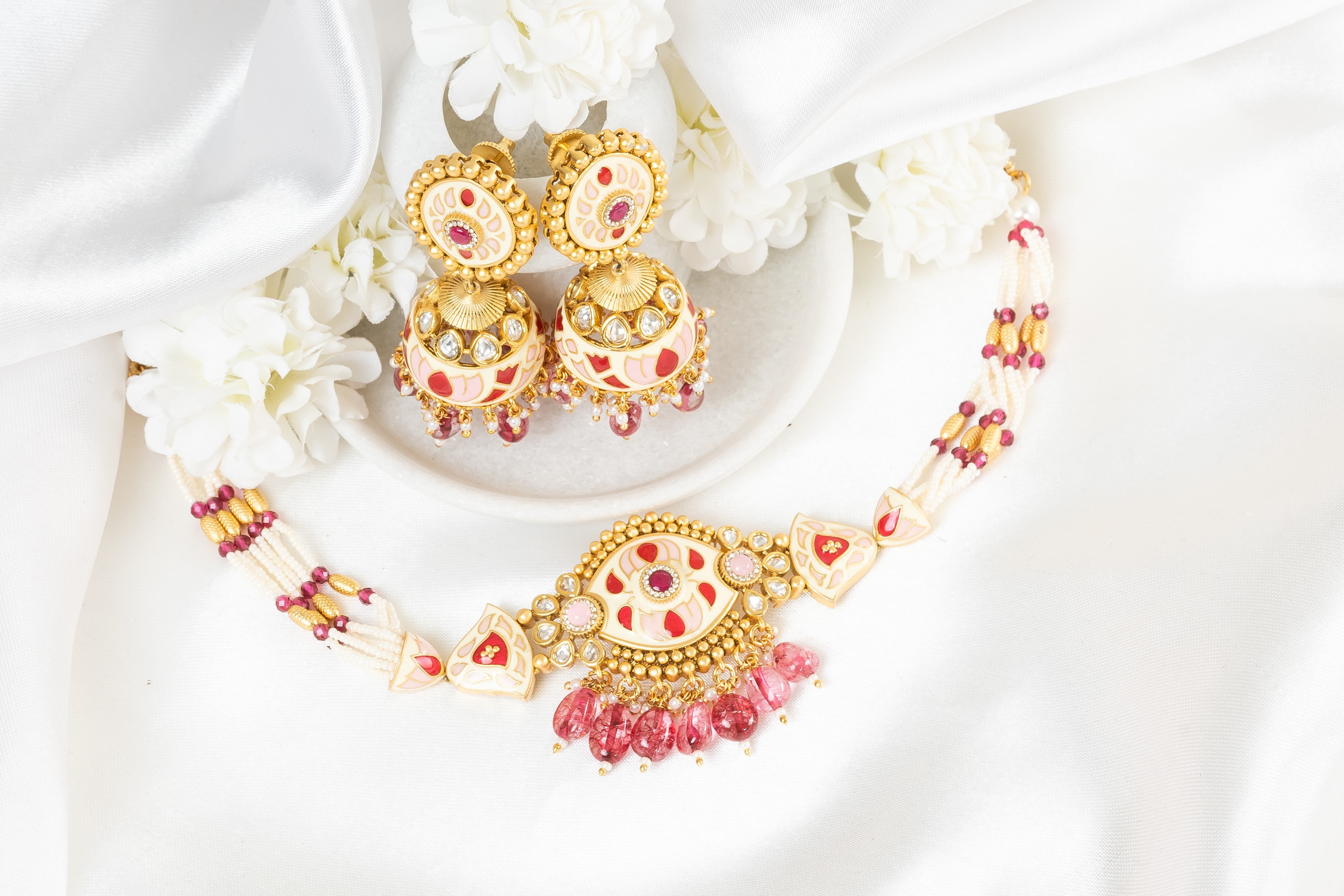 Daisy Pearl Necklace