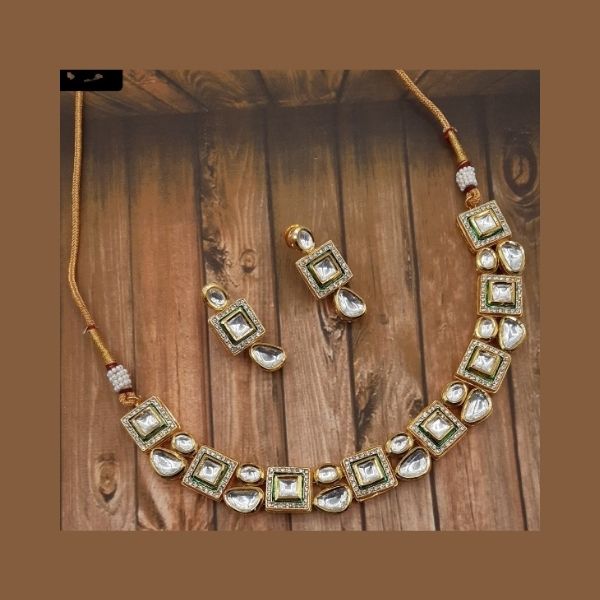 Elegant Square Necklace Set