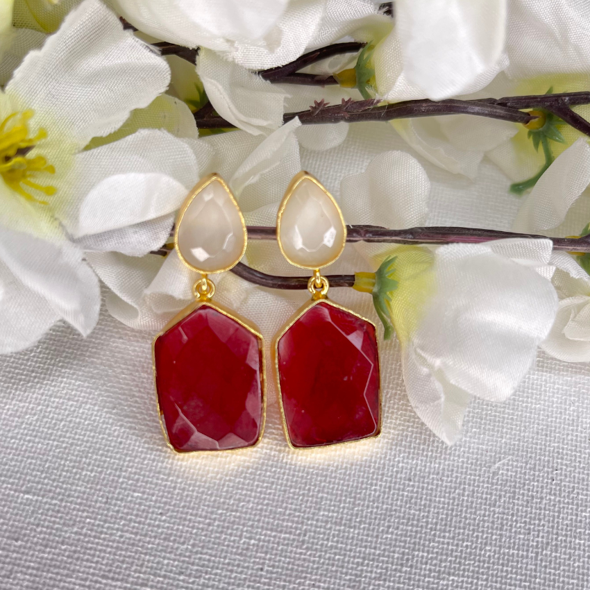 Red & White Color Crystal Stone Smart Trendy Earrings