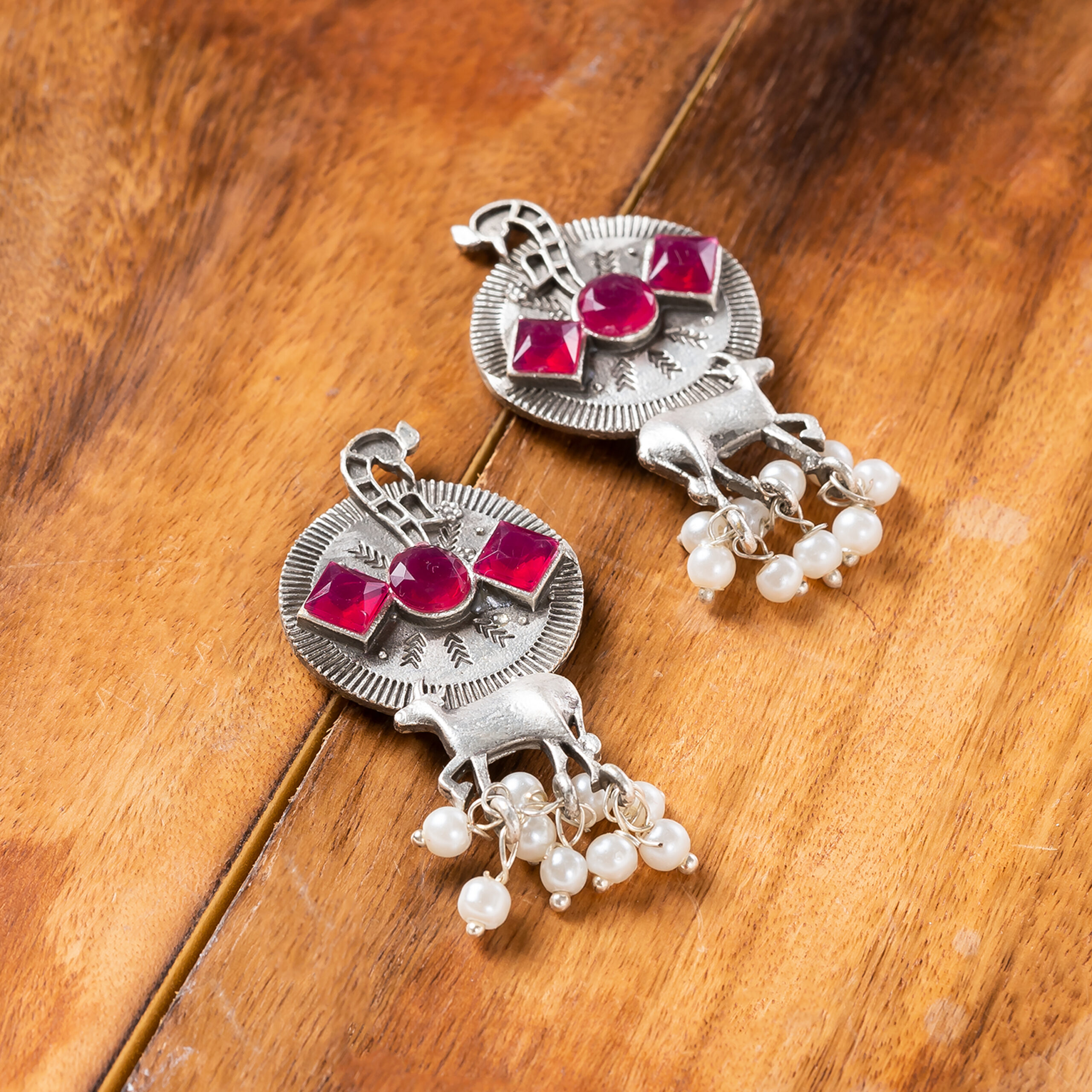 Oxy Cow Motif Earring