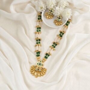 Keira Green Golden Necklace