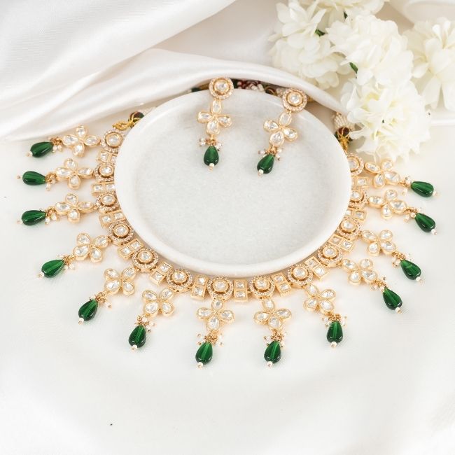 Evana Polki Green Necklace