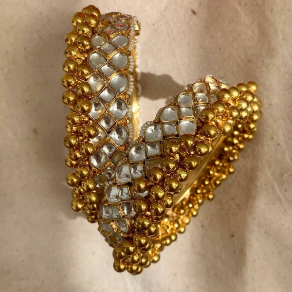 Golden White Kada in Ahmedabadi Kundan