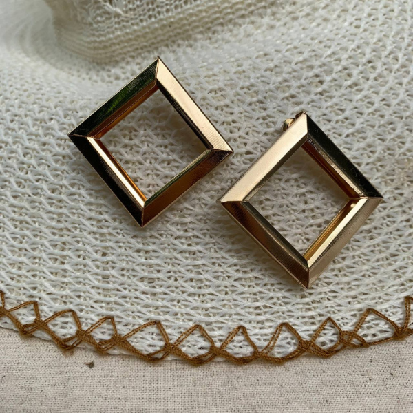 Chunky Square Stud Earring