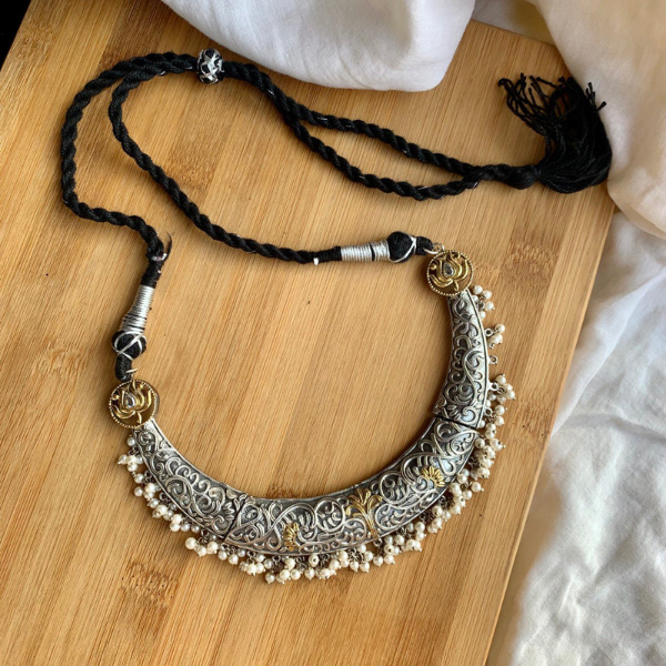 Dual Tone Oxidised Carved Hasli Necklace