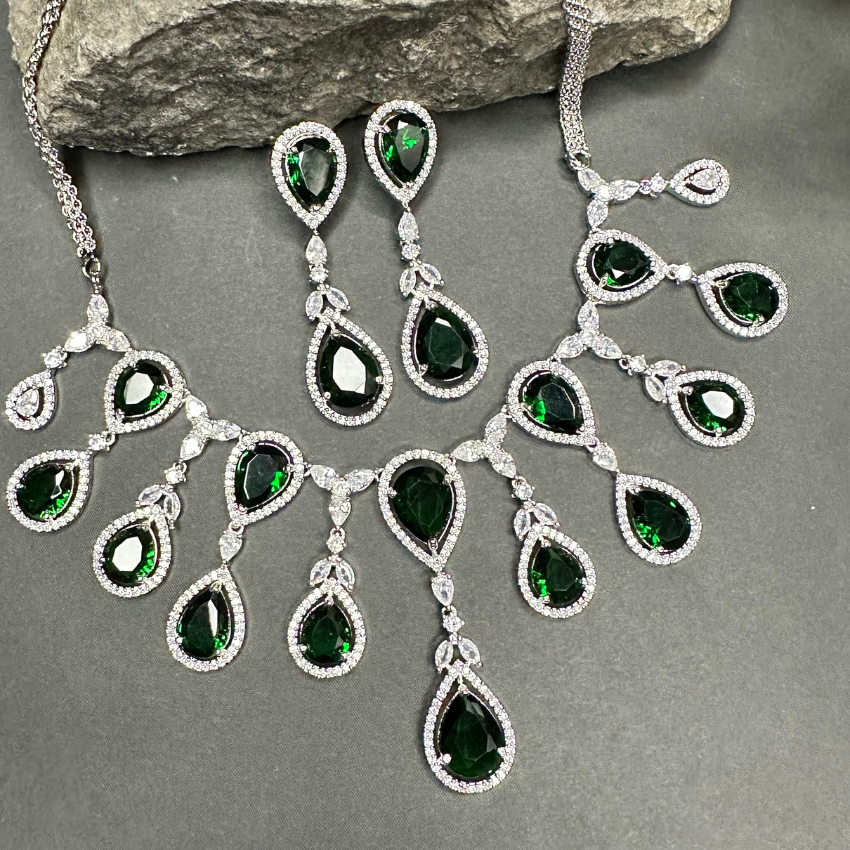 Sparkling Elegant Green Teardrop Faux American Diamond Doublet Necklace